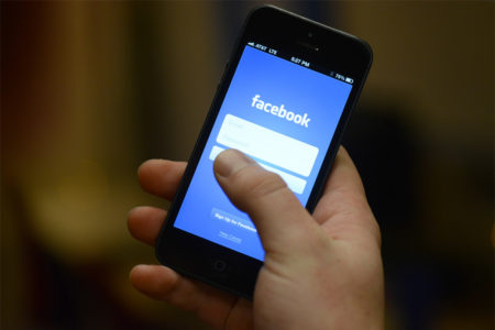 10 Tips on Using Facebook for Social Media Marketing